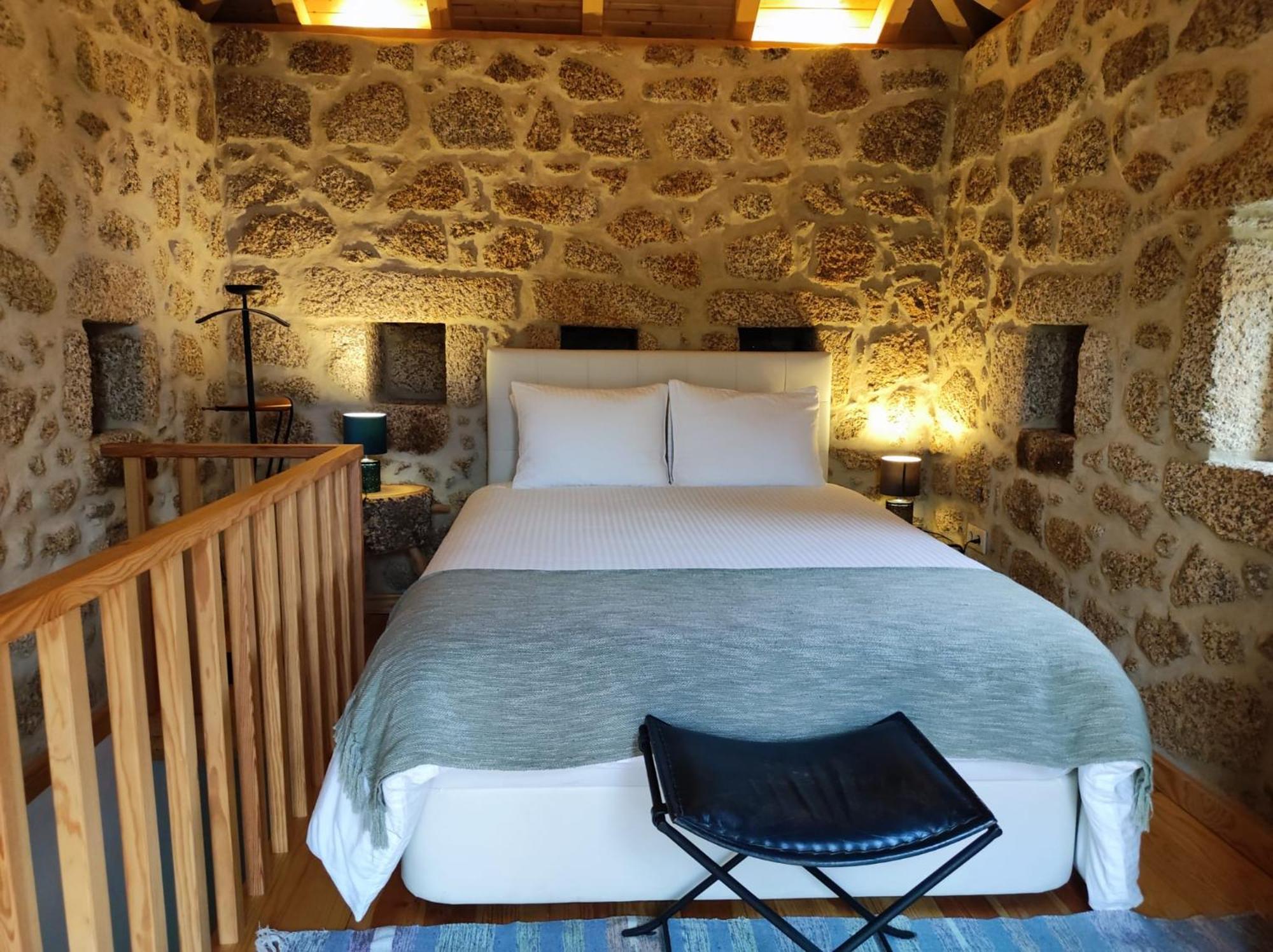 Bed and Breakfast Quinta De Sao Pedro De Vir-A-Corca Em Monsanto Exterior foto